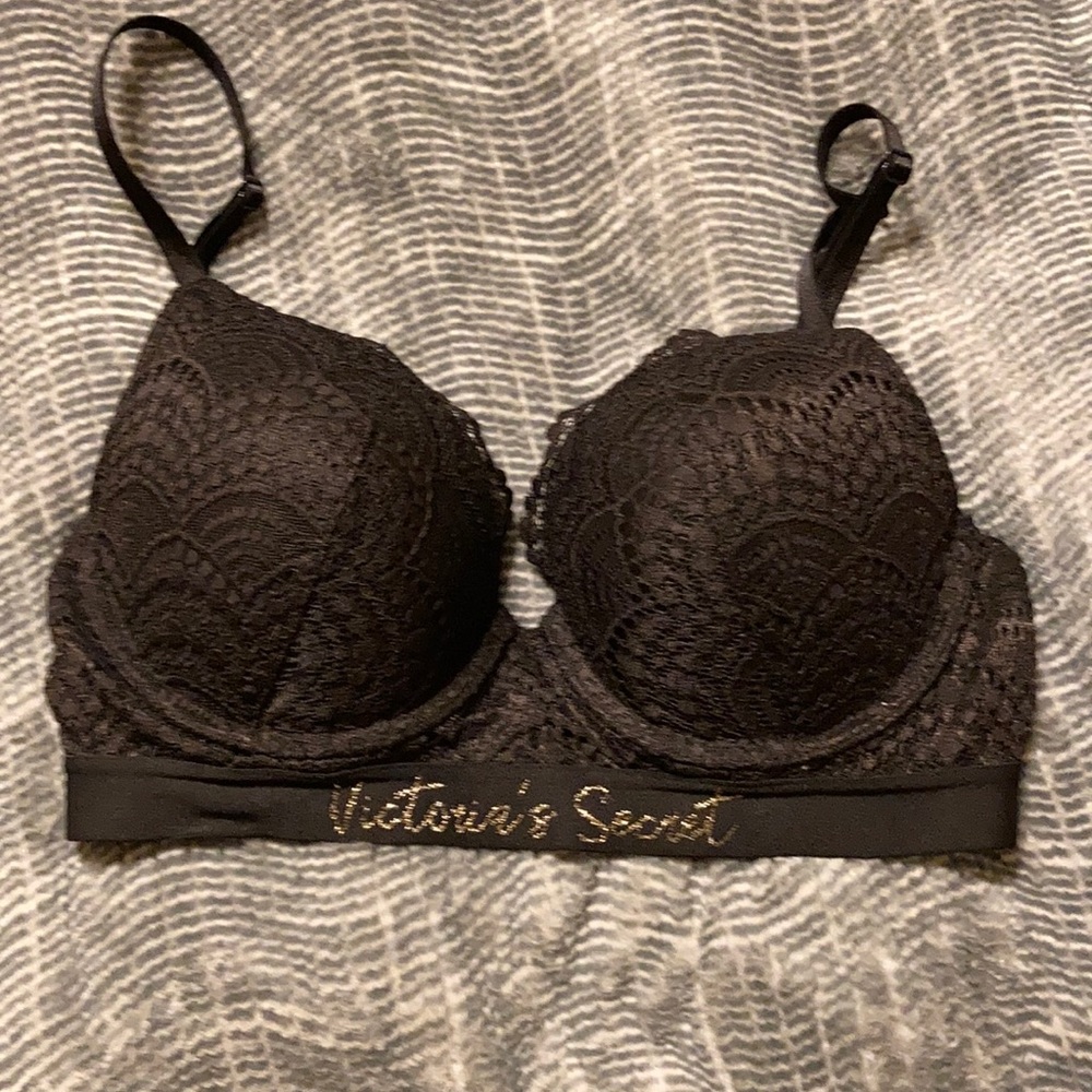 Victoria Secret Lace T-shirt push-up bra 32C